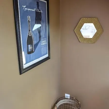 Feriehus Le Roseau, Gite D'exception Au Coeur D'epernay *